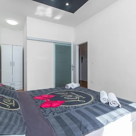Dada Apartment *