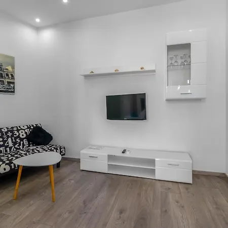 Dada Апартаменты